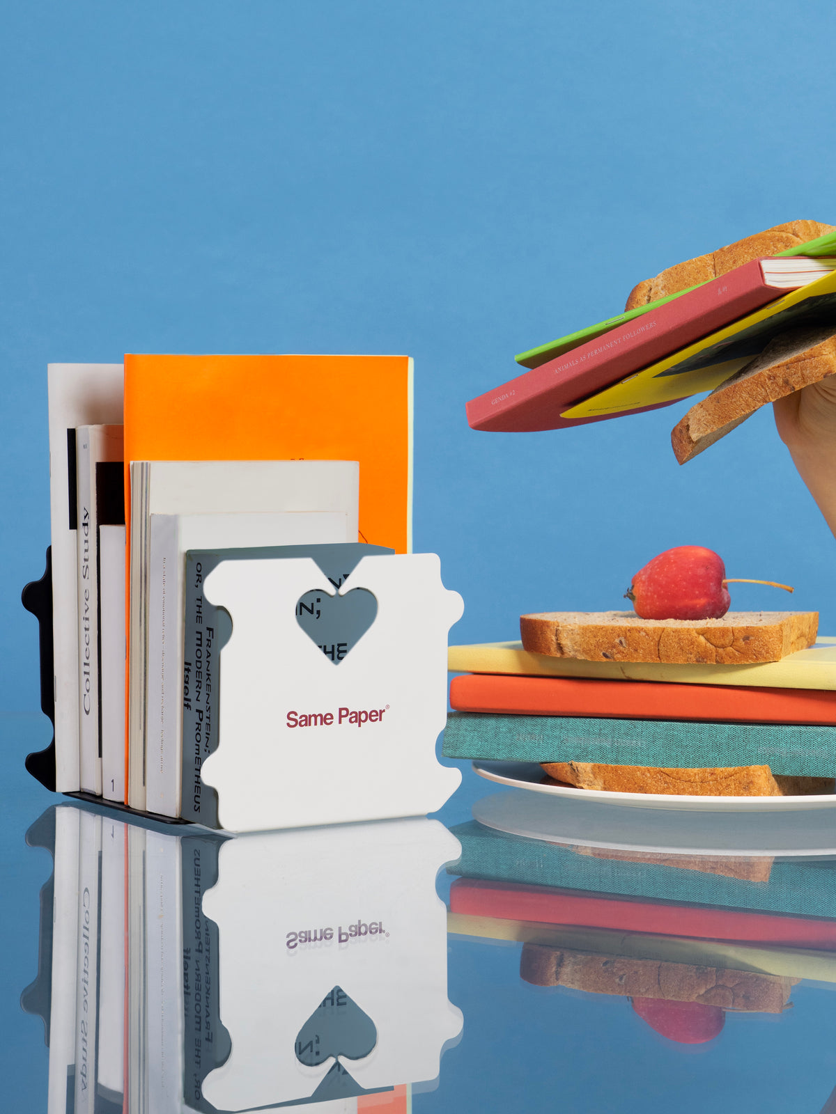 amateur Steel Bread Clip Bookend Set